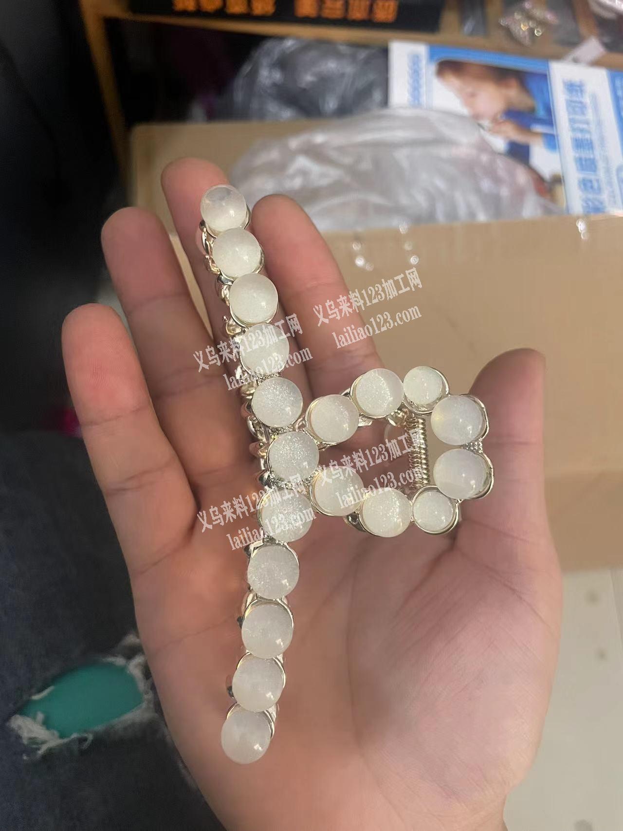 大量合金抓夹毛胚订单，寻找压铸源头工厂，