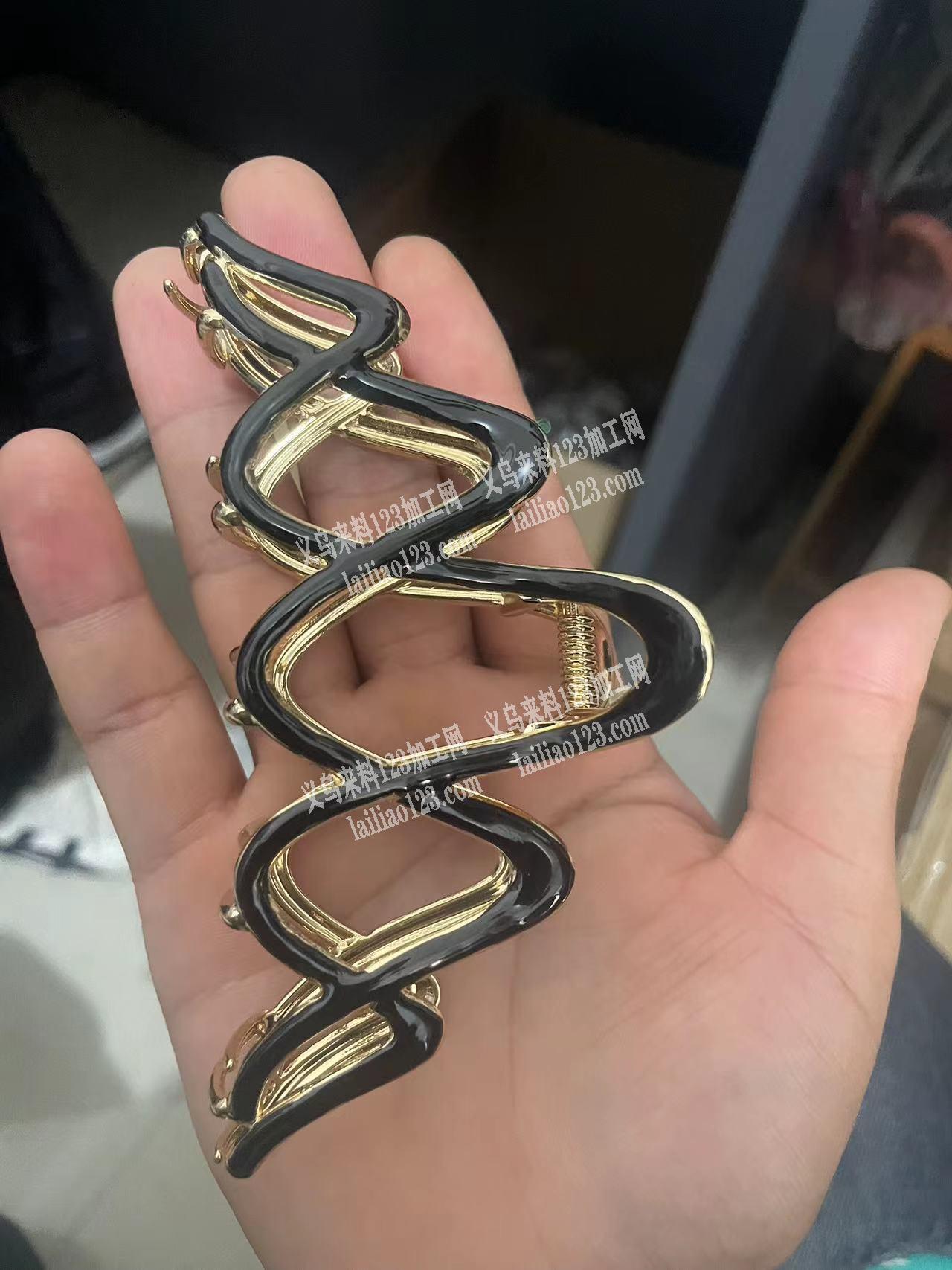 大量合金抓夹毛胚订单，寻找压铸源头工厂，