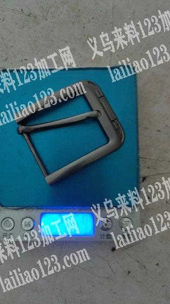 三点七四点零通用合金皮带扣头腰斩打折处理