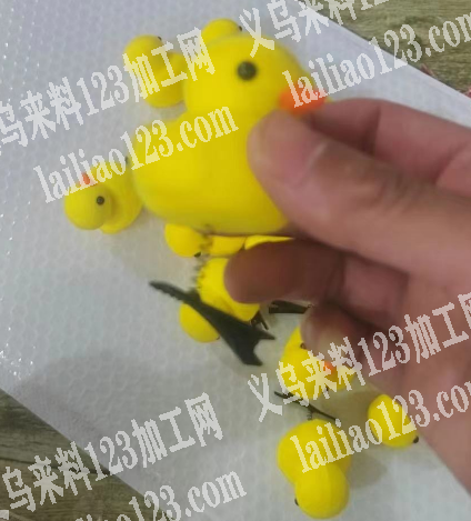 老板委托寻找。100万弹簧夹子订单，如图