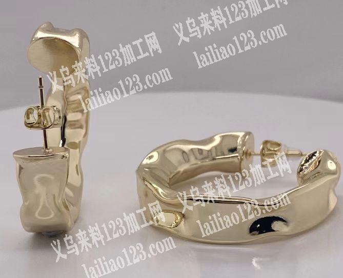 找能做电铸的银饰品工厂。每款1000对，