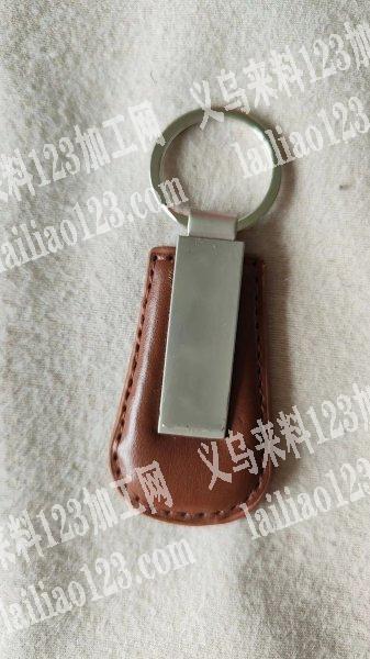 公司皮革配件车缝冲棉油边外发加工，如图寻