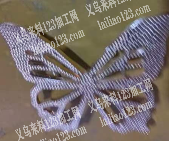 寻找半自动机器点钻加工厂，有货外发