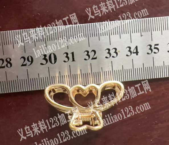 公司合金抓夹订单外发，如图，钢模的，寻找