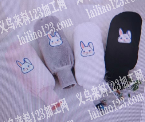寻找生产这个毛绒袖套的厂家，采购订单，工