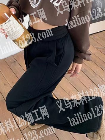 寻找如图裤子厂家，采购现货，