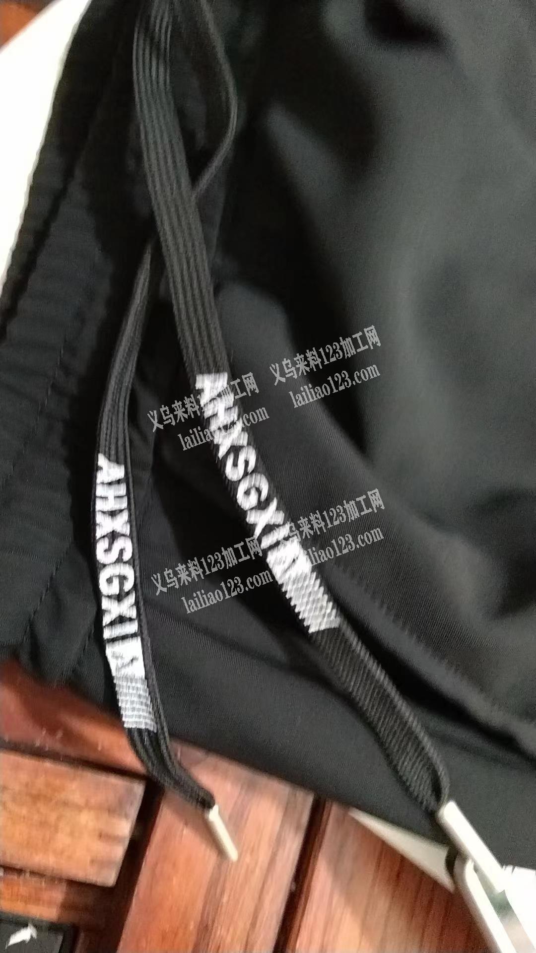 大量沃尔玛服装订单外发，谁的公司经过沃尔