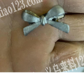 10万合金蝴蝶结夹子订单，如图，寻找厂家
