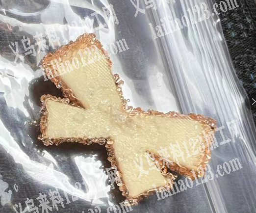 采购如图软胶蝴蝶结，寻找工厂，能做的工厂