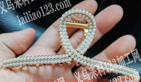 压铸订单外发，如图，寻找有这款磨具的压铸