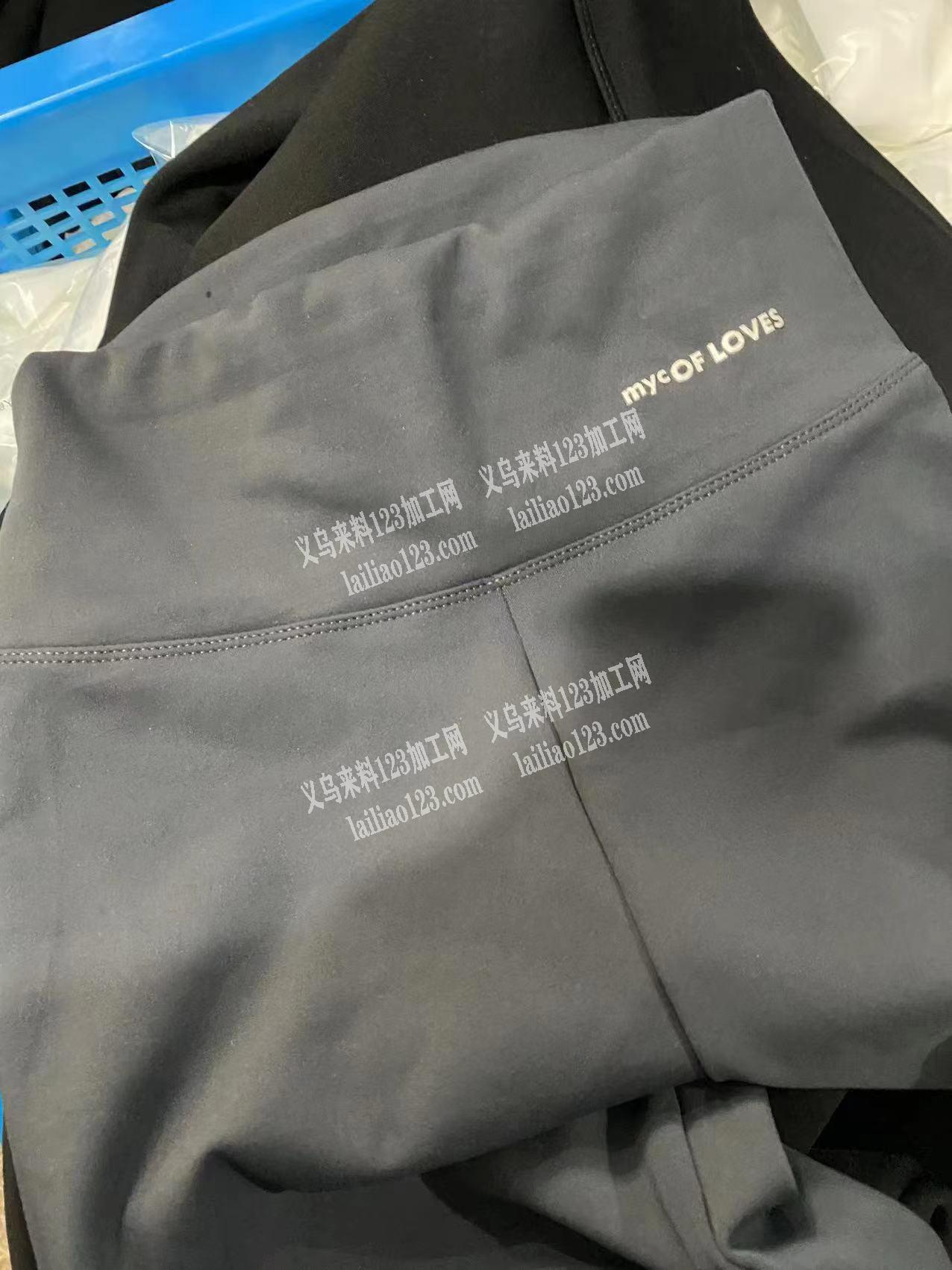 有大批两片裤订单外发加工，寻找裤子加工厂