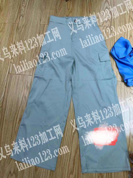 大量外贸简单工装裤裁片外发加工，地址在荷