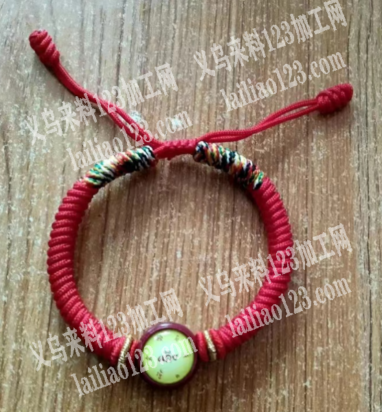 寻找手工编织手链的工厂，如图，厂家有货的