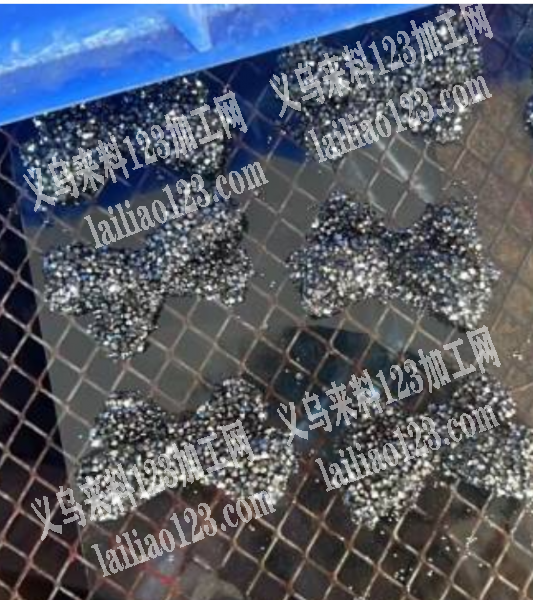 蝴蝶夹撒钻撒粉外发加工，如图，寻找加工厂