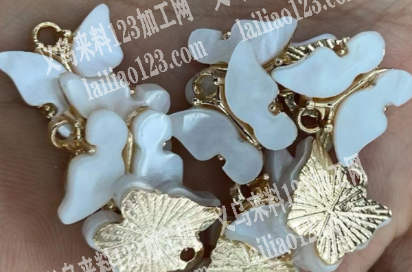 粘配件外发加工，如图