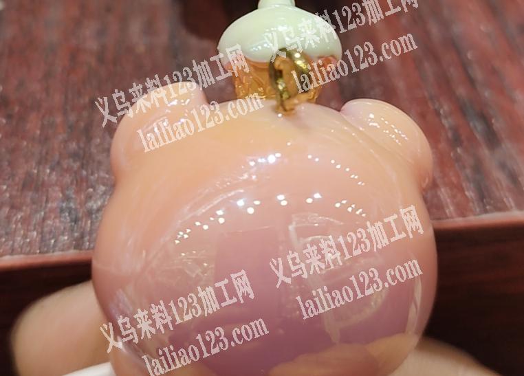 打孔上钉上羊眼加工活外发，如图，这样的珠