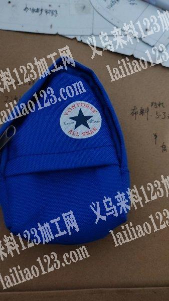 外贸公司6万个小牛津布零钱包订单外发加工