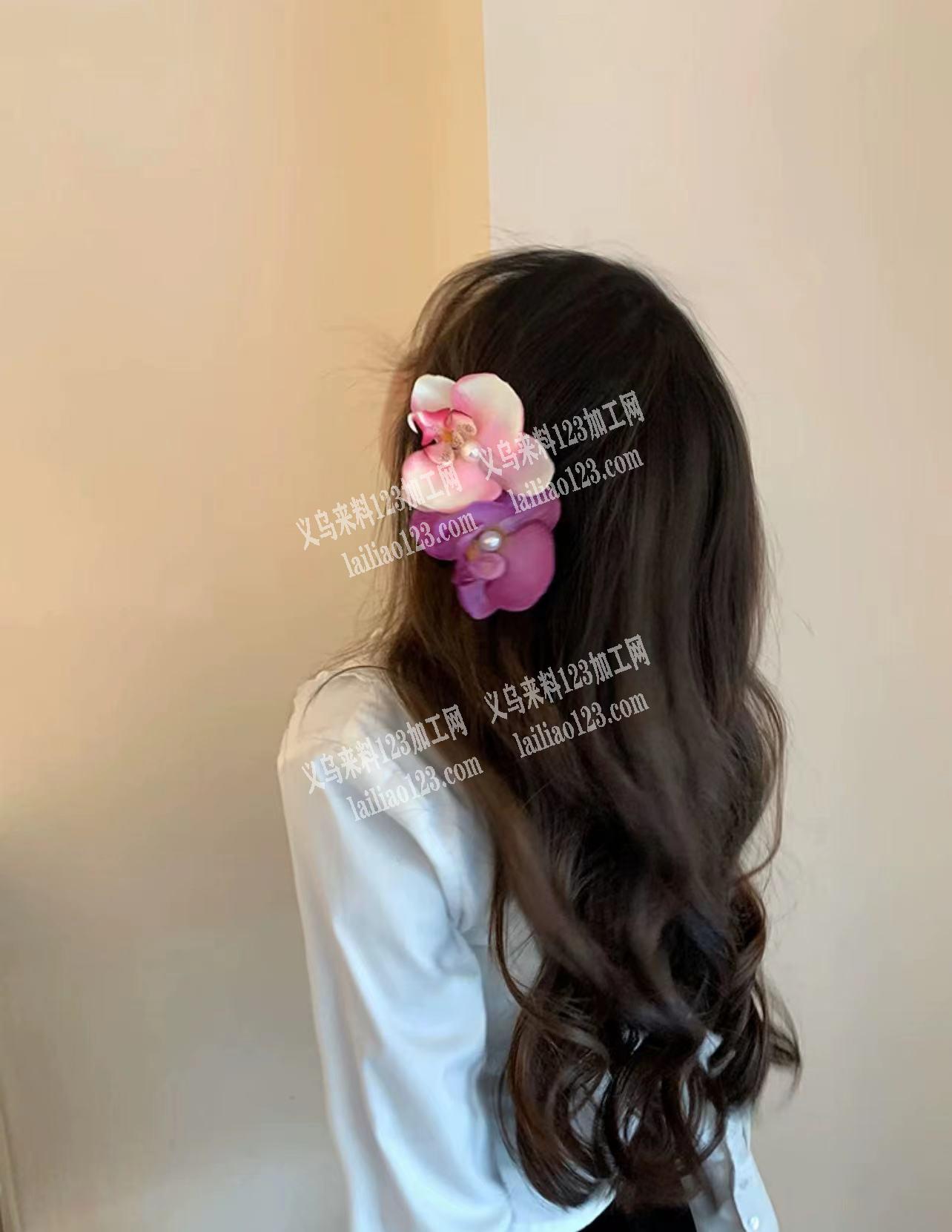 寻找如图胸花头花厂家，厂家联系我
