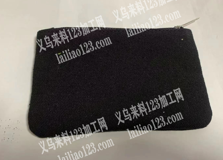 **箱包有限公司，有多款包外发加工，外地