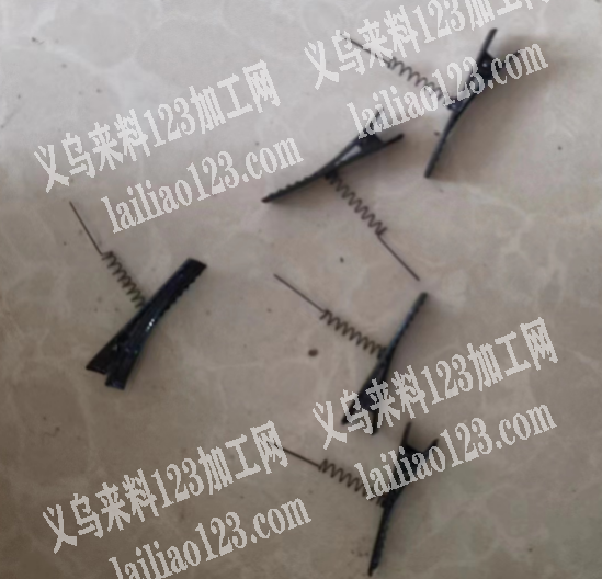 100万个弹簧鸭夹订单，如图，寻找厂家