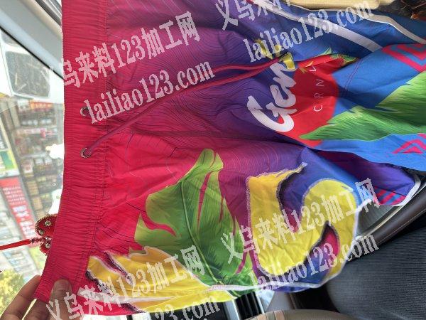 东阳服装厂有裤子外发加工，沙滩裤实单外发