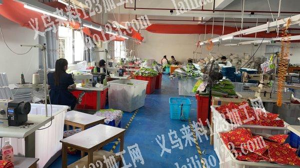 本厂专业生产加工箱包、补习袋、购物袋、折