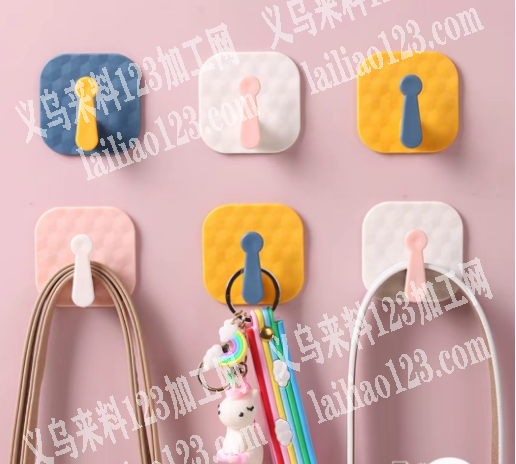 塑料瓶黏贴钩子，工厂来一个，量大微信