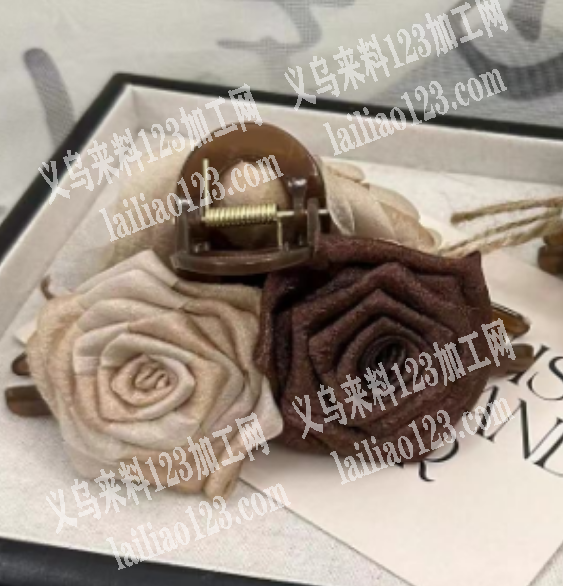 大量订单，寻找生产手卷玫瑰花的工厂，如图