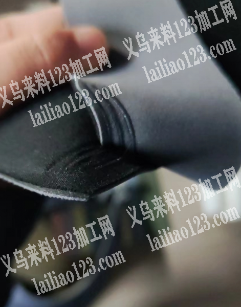 寻找会做如图空顶帽点胶外发加工的刚才，附