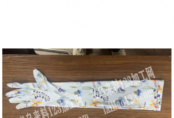 大量长袖套手套外发加工，寻找平车加工厂，
