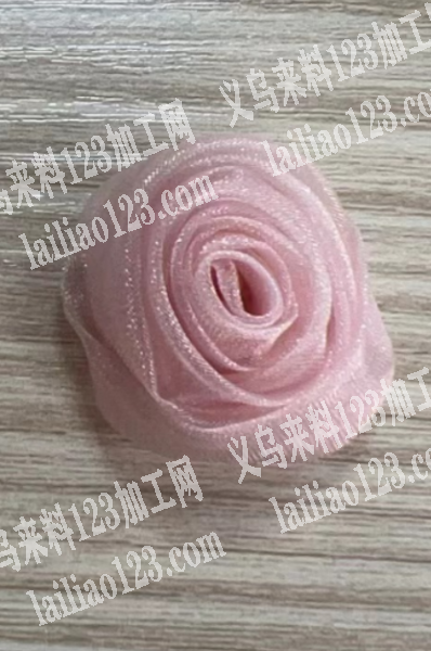 大量手卷花的手工活外发加工，先平车踩线，