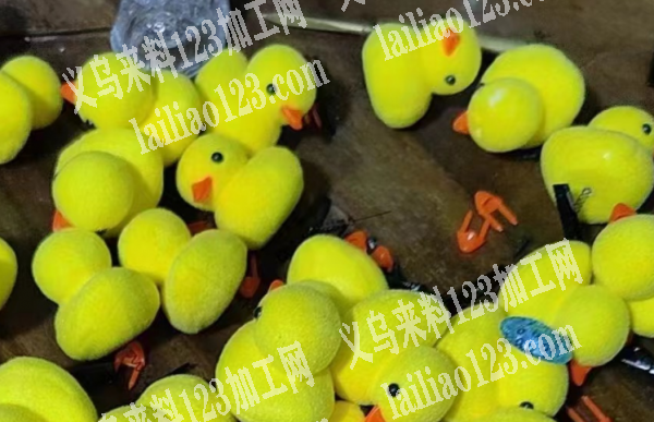 好几百万小黄鸭订单，寻找源头工厂，如图，