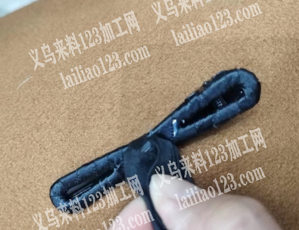 绕布条的夹子，有单子，寻找工厂。有能做的