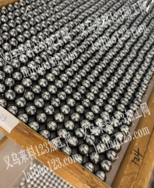 如图，会点珠子的加工厂联系，大量点钻点珠