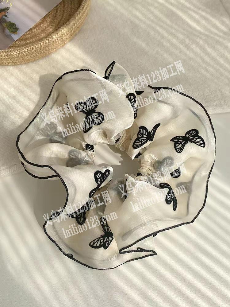 寻找平车加工厂，做发圈，如图，布艺发圈的