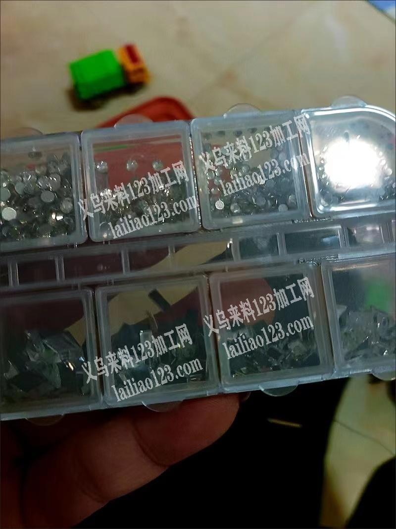 钻装盒子的手工活，长期合作，如图，钻分装
