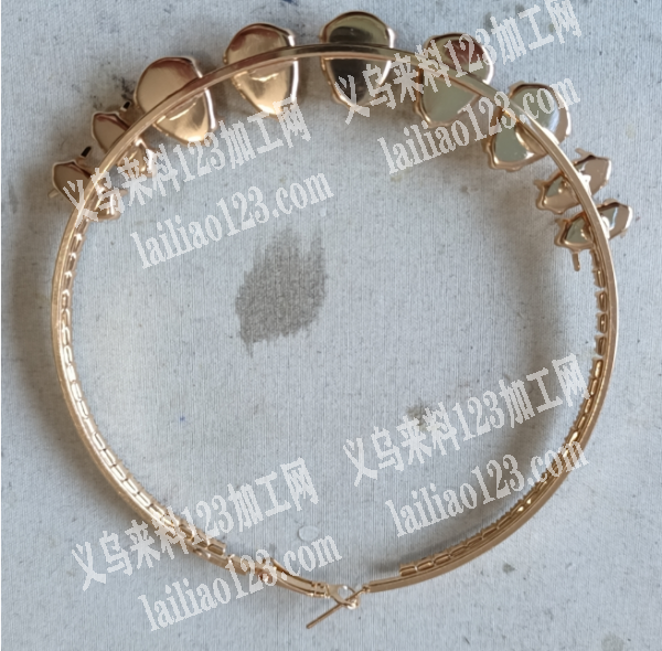 耳环烧焊外发加工，如图，烧配件的，会做的