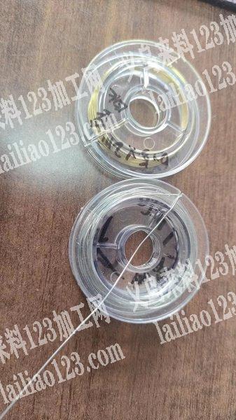 绕鱼线组装的手工活外发，如图，就是钓鱼的