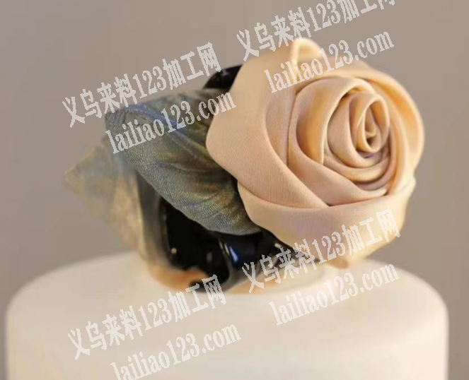 布艺小爪子订单，寻找厂家，如图，