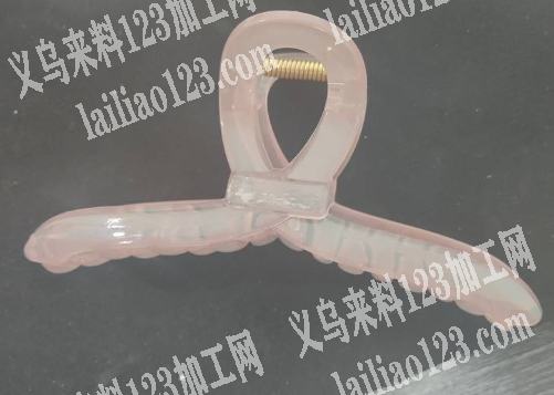 抓夹注塑外发，如图，有这个模具的注塑厂联