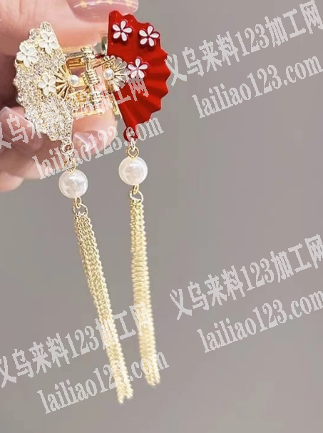 压铸的合金抓夹，有订单，如图，寻找有模具