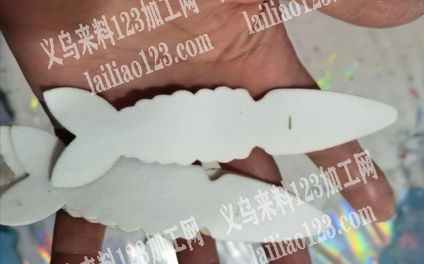 《切割外发》商贸城店面有货外发切割，如图