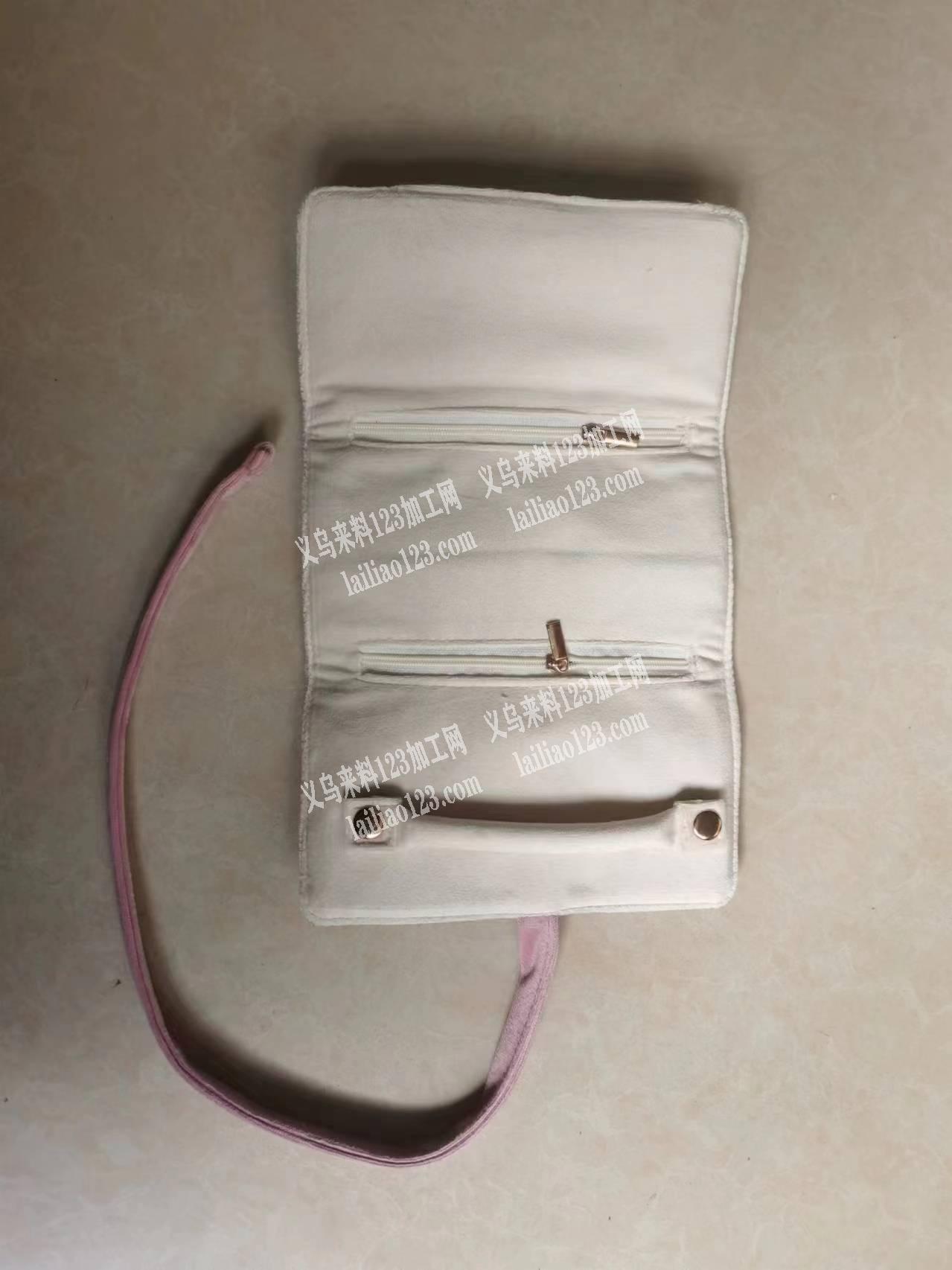 大量如图女士箱包订单外发加工，寻箱包加工