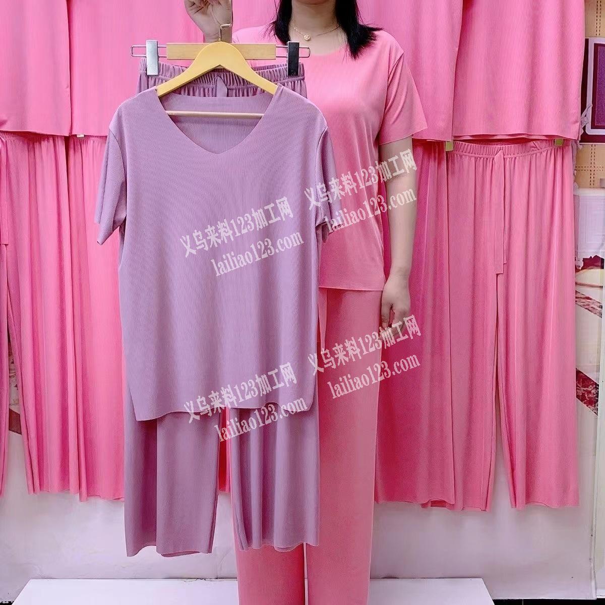 如图，睡衣家居服平车活外发加工。如图。纯