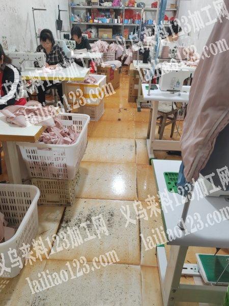 承接各类箱包收纳包来料加工，品质保证！