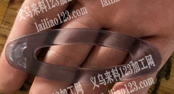 寻找注塑发夹毛胚的工厂，如图，灰色的发夹