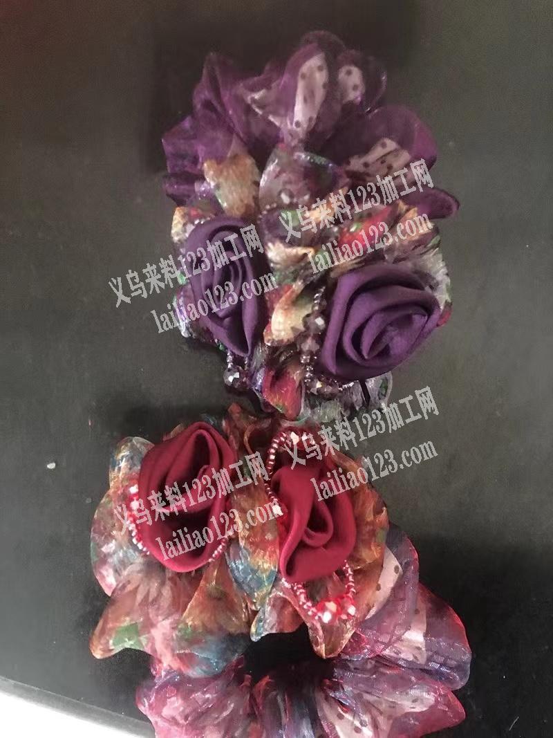 福田市场手工串珠卷花外发加工，如图，寻找