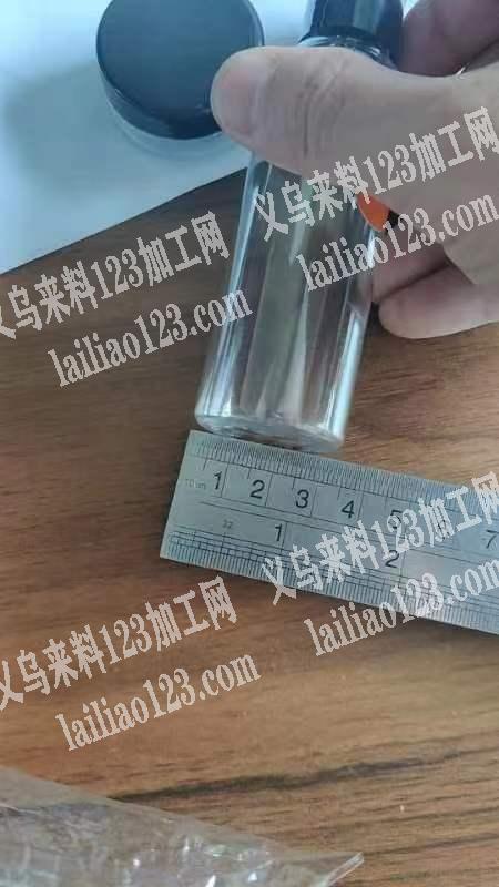 老板委托寻找：公司1.3万瓶子订单，如图