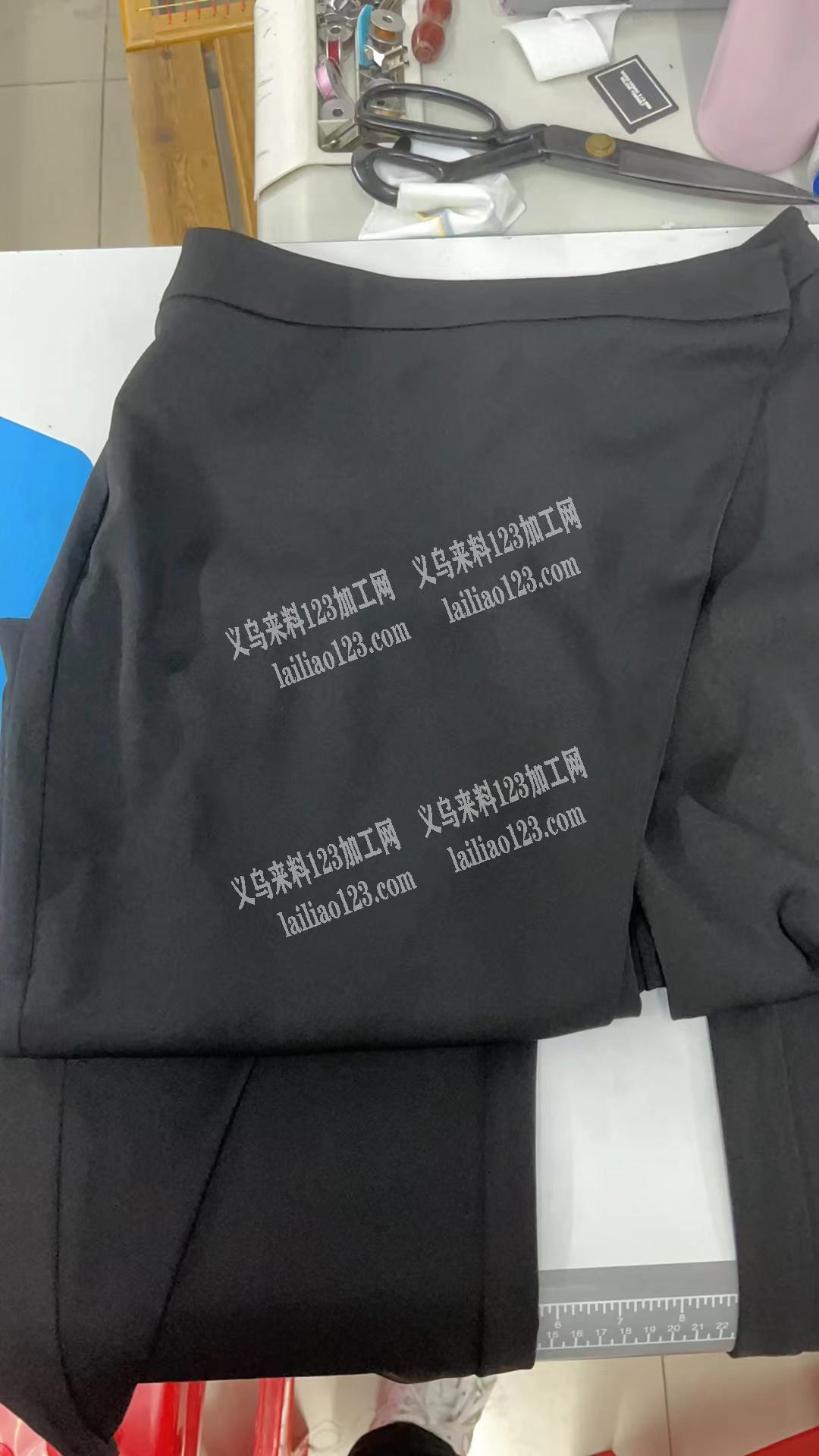 老板委托寻找：如图裤子外发加工，纯加工，