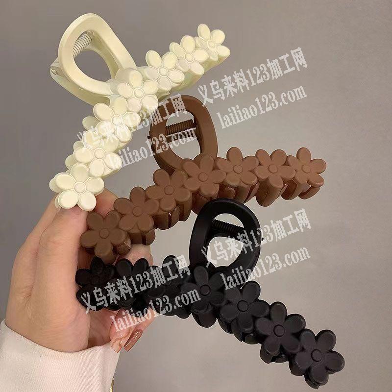 大量花朵塑料抓夹订单，寻找注塑的源头工厂